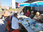 46. De vrijwilligers hebben weer een drukke ochtend